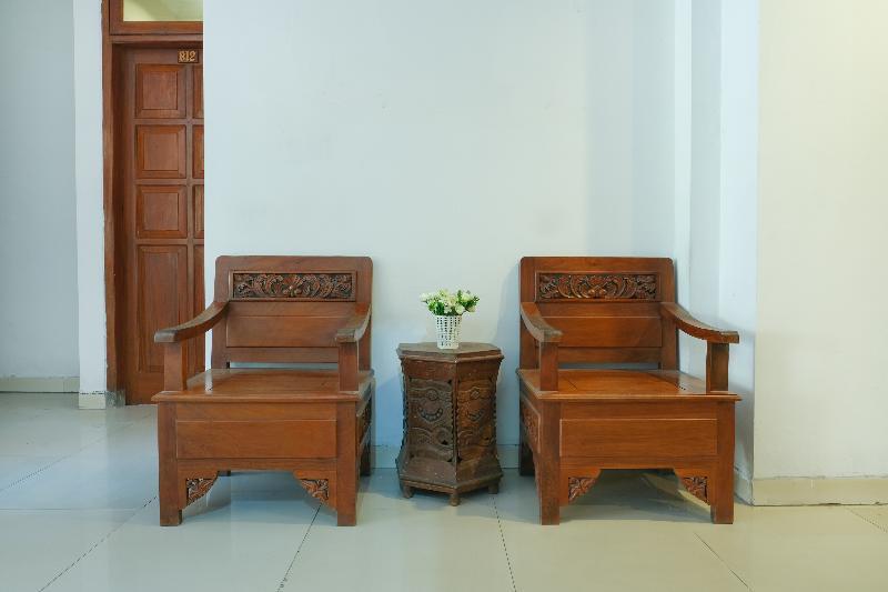 Urbanview Hotel Pondok Anggun Yogyakarta By Reddoorz Maguwo Екстериор снимка